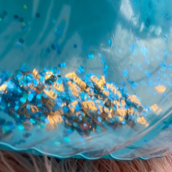 Juicy Couture glitter blow up pool raft and back pack store display - Picture 9 of 13